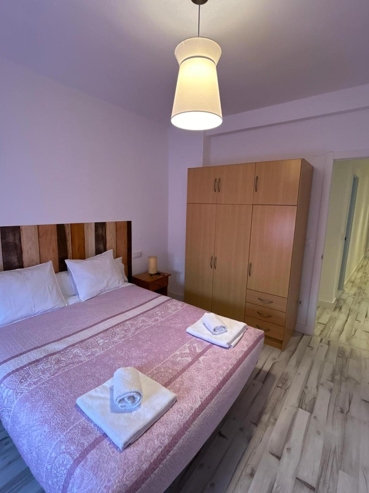 Apartamentos El Conde 圣多明各德拉 外观 照片